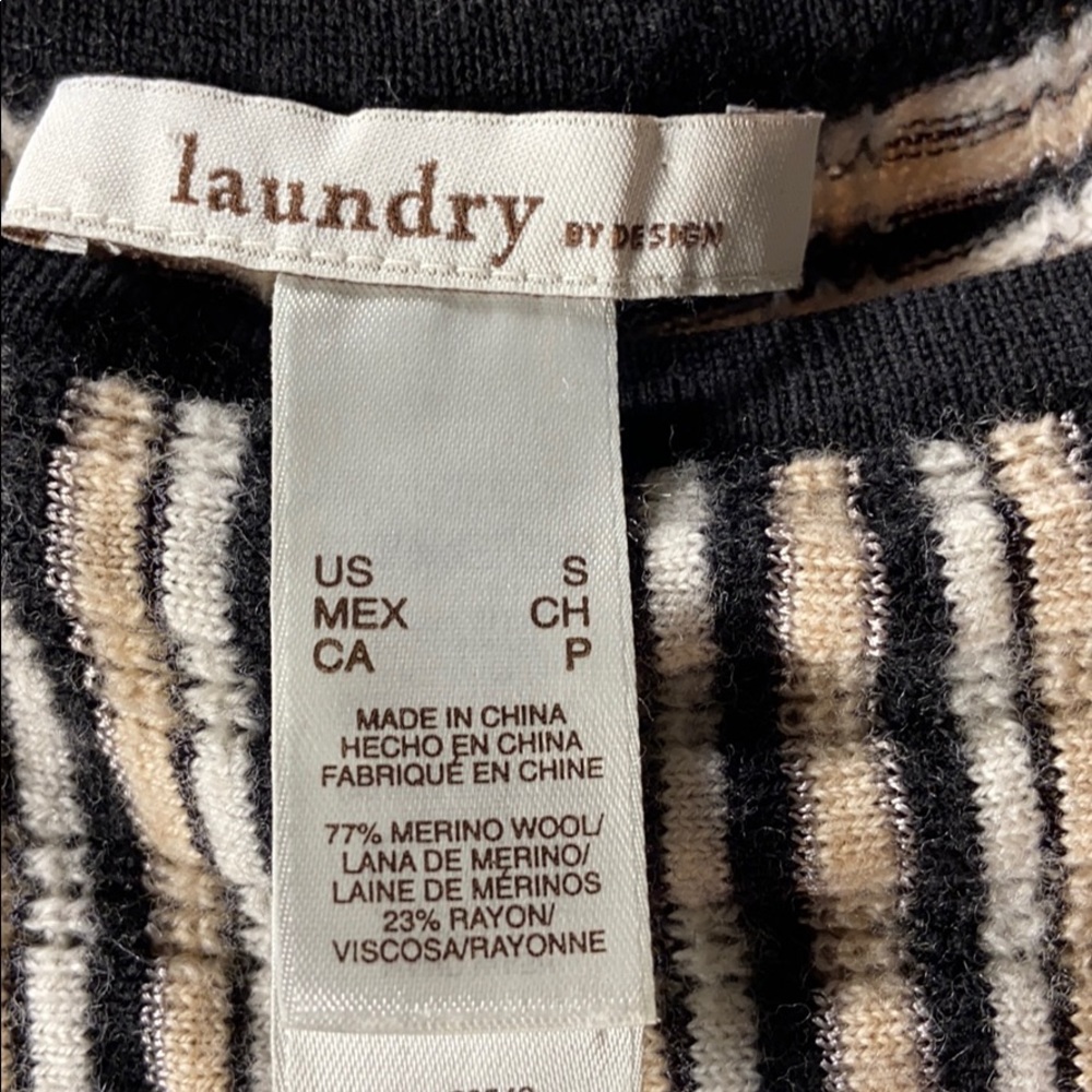 Sweater - Picture 4 of 5